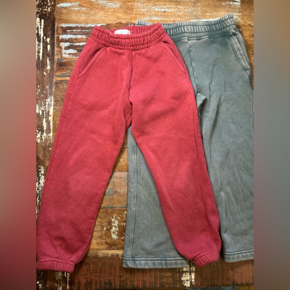 2 pair of sweatpants - Zara & Gap